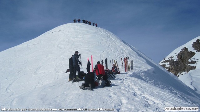 2011sba1b096.jpg